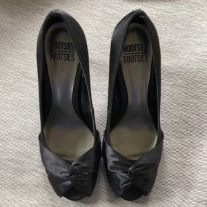 💥Mootsies Tootsies Black Satin High Heels